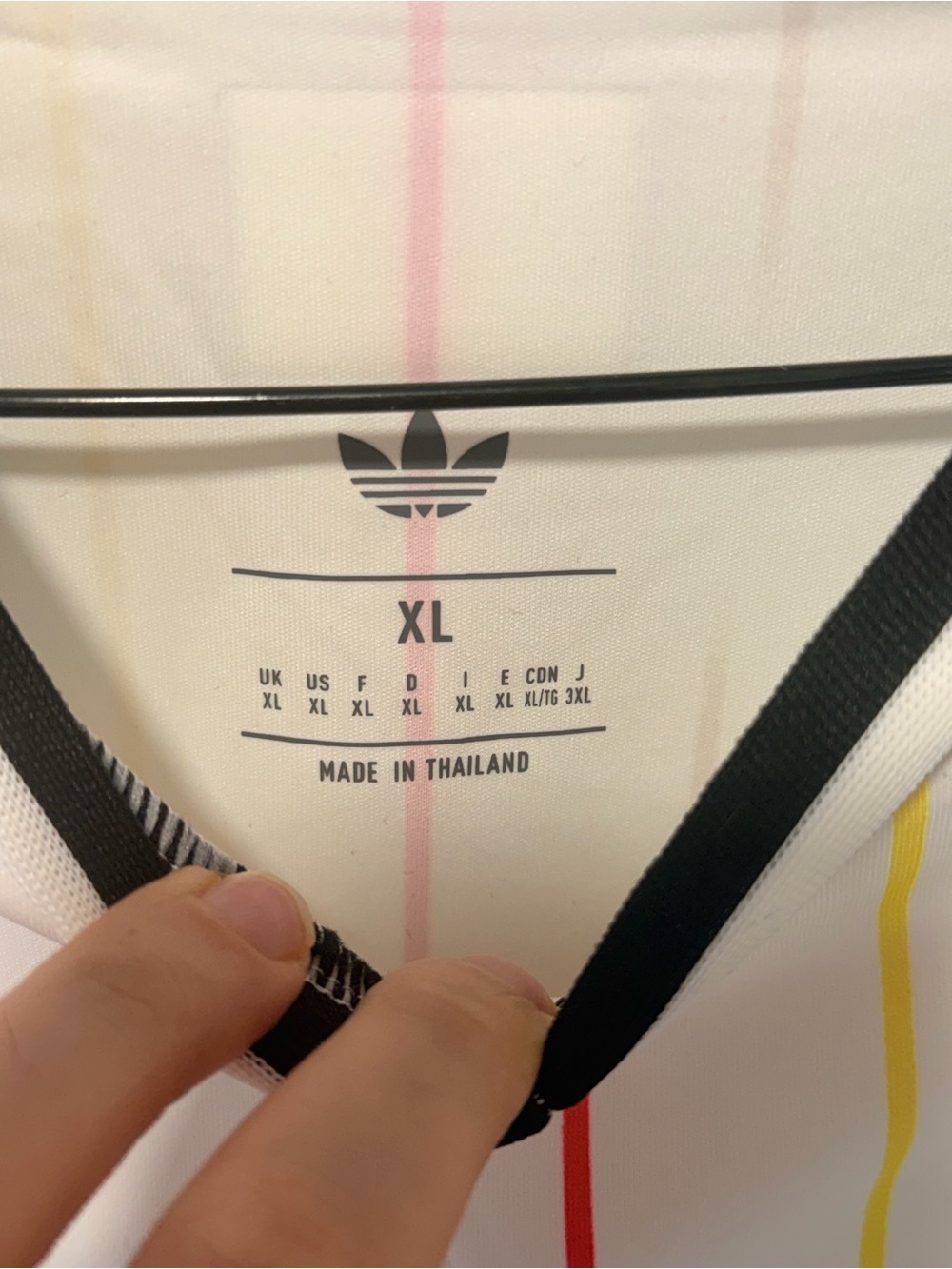 World Cup 2026 Japan away soccer National Team White Rainbow Pinstripe - Picture 4 of 4